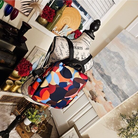 POABA Geometric Multicolored Convertible Anti - Theft Backpack. - Picture 7 of 15